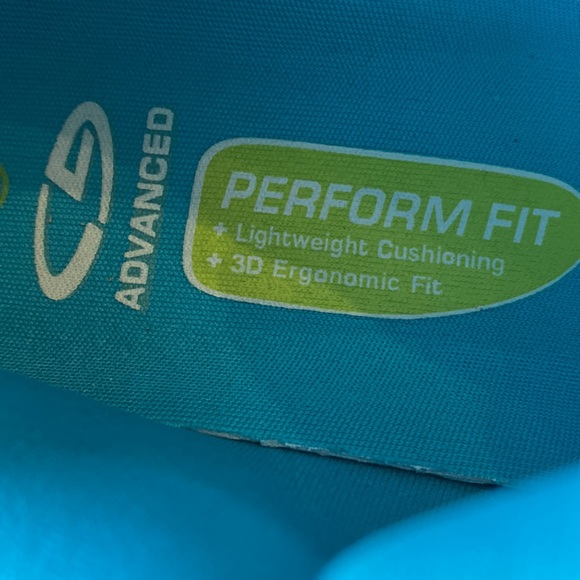 Women’s sneakers - Picture 3 of 6